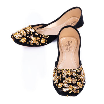 Kundan & Pearls Traditional Women Khussa